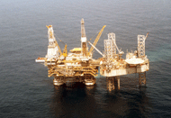 Oil rig image: copyright Geoscience Australia