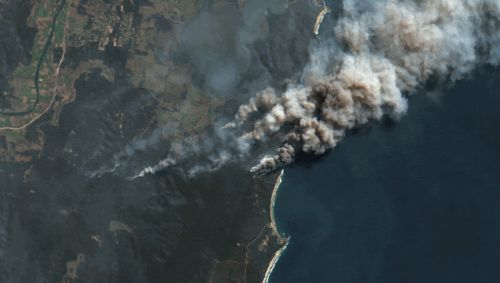 Sentinel-2A - 2019-09-09  - Yamba, NSW - DEA Surface Reflectance Normalised Burn Ratio - NIR, SWIR - False colour and true colour image of fire burning south of Yamba.